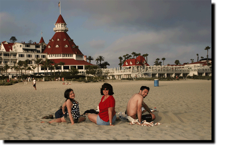 Phyllis, Joseph & Jenna at the Del